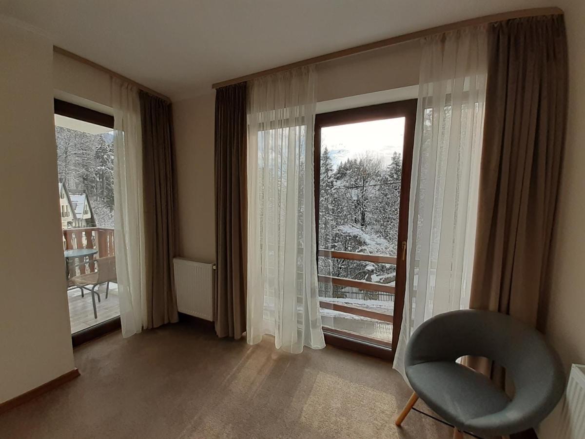 Hotel Lanobila Sinaia Exterior foto